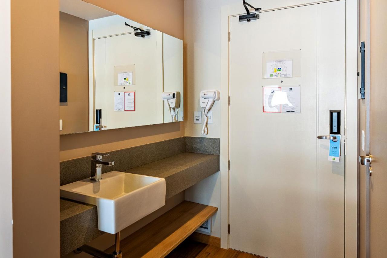 Ibis Styles Porto Alegre Moinhos De Vento Hotel Buitenkant foto